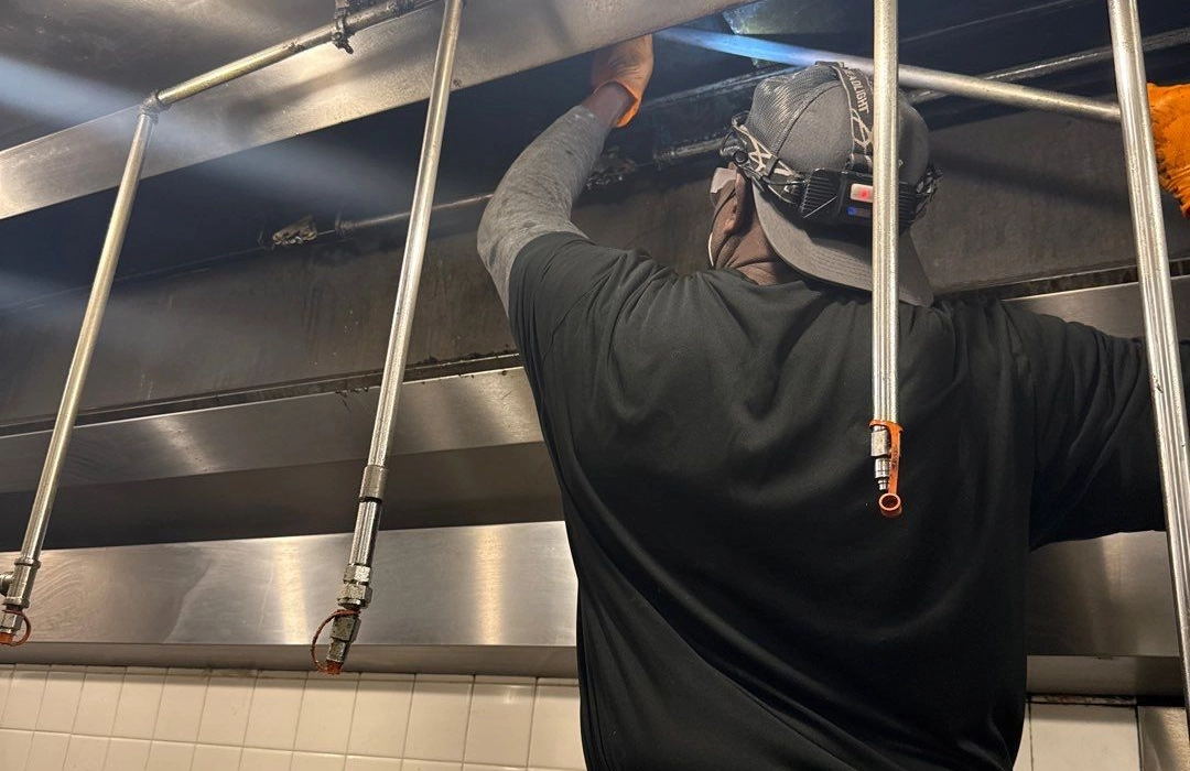 hood cleaning professional